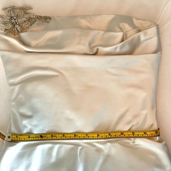 Vera Wang Bridal Collection 12182D - Picture 12 of 15